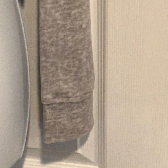 NWT SAMPLE JUICY COUTURE Rare Gray Velvet Cropped Hoodie Cozy Soft Sleepwear Top - Picture 3 of 9